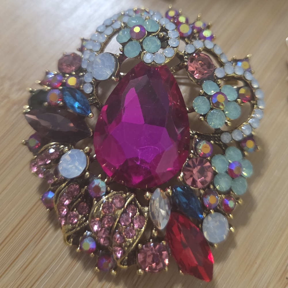Elegant Multicolor Brooch 3 Piece Set - Picture 2 of 5